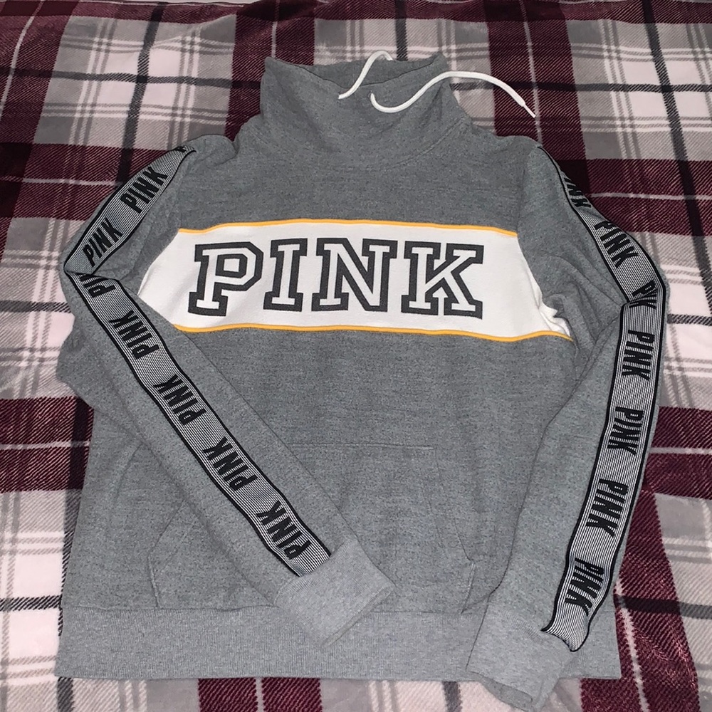 PINK turtle neck pullover, Medium
